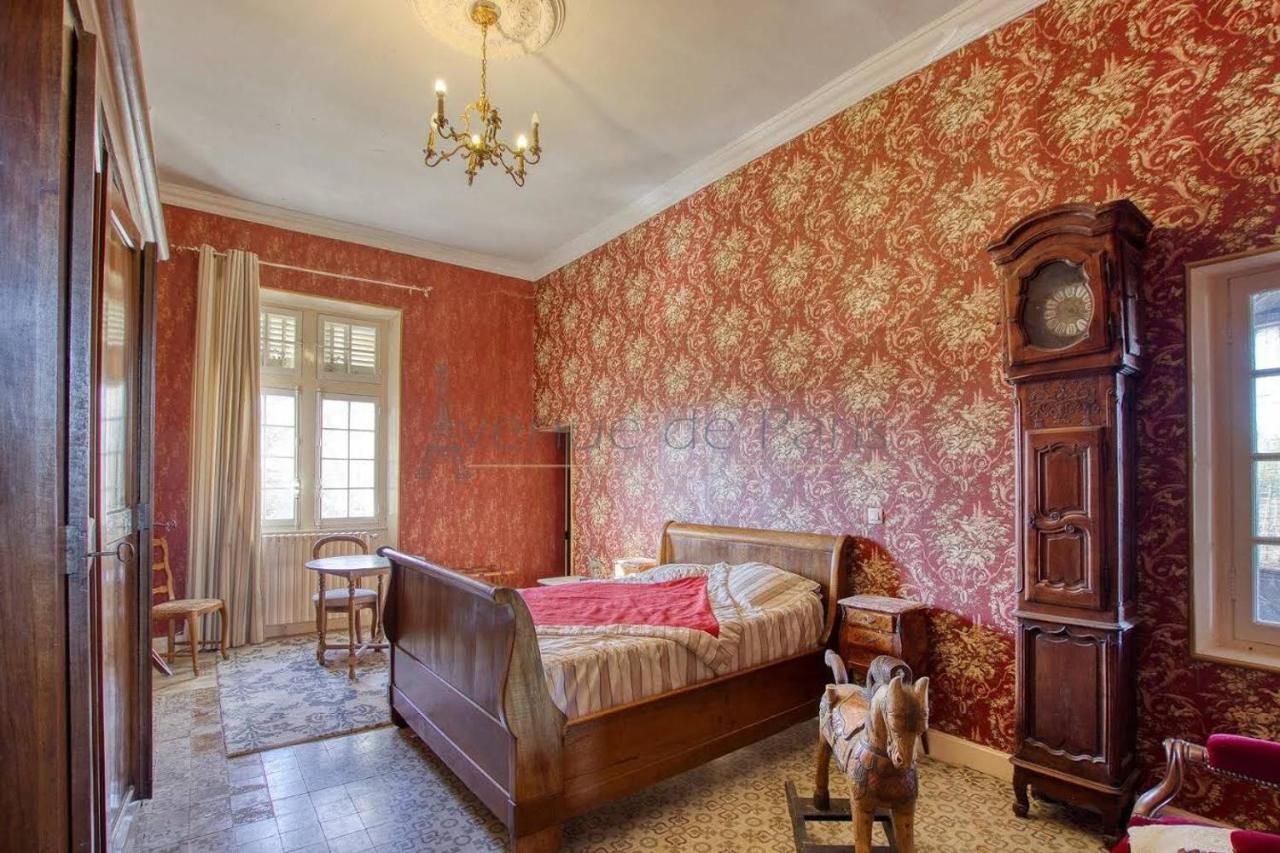 Le Mogador Chateau Du Martinet Bed & Breakfast Violès