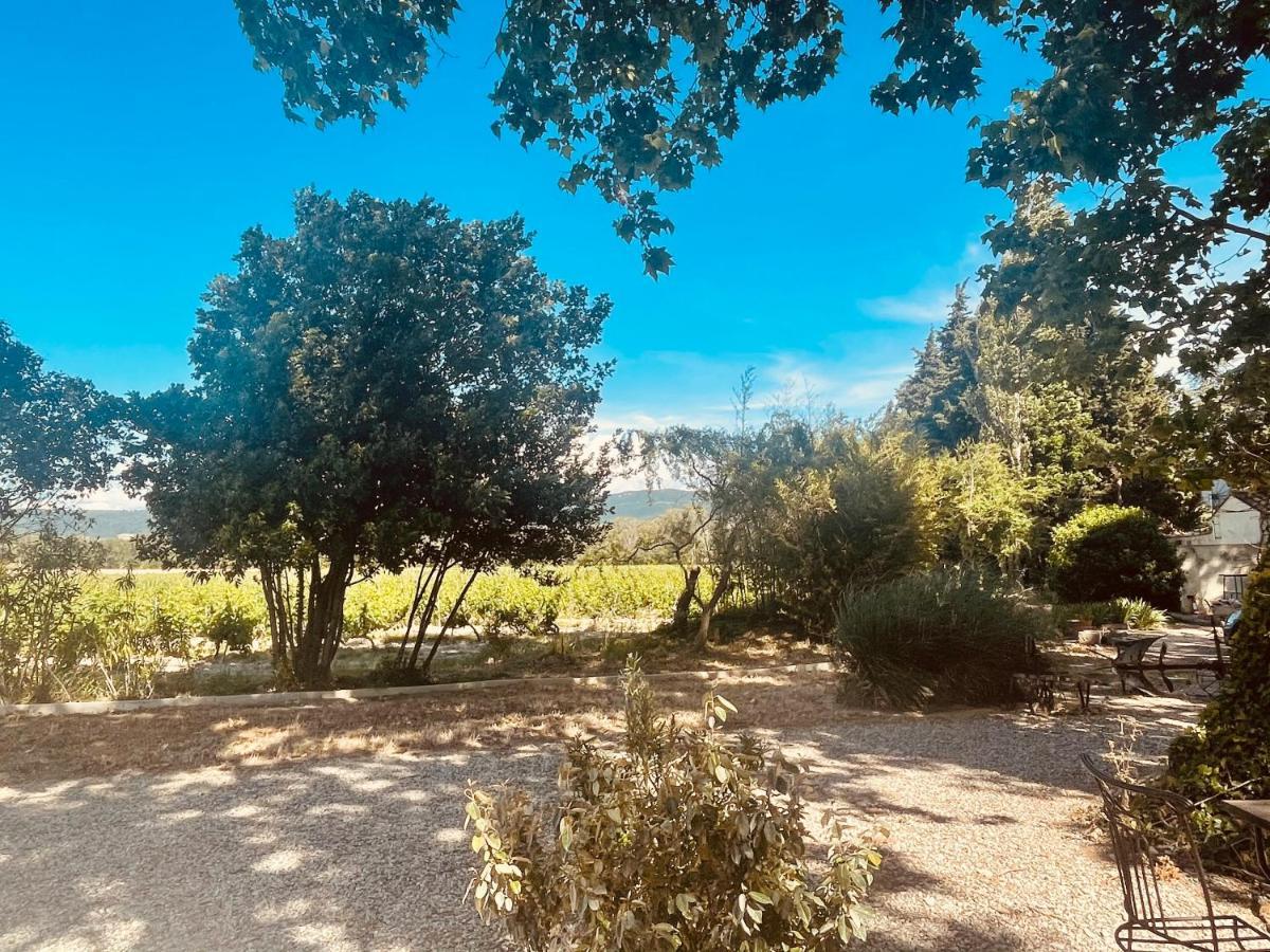 Le Mogador Chateau Du Martinet Bed & Breakfast